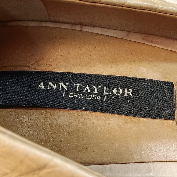 Ann Taylor women's beige leather croc embossed peep toe high heel shoes sz 9.5 M - Picture 12 of 13